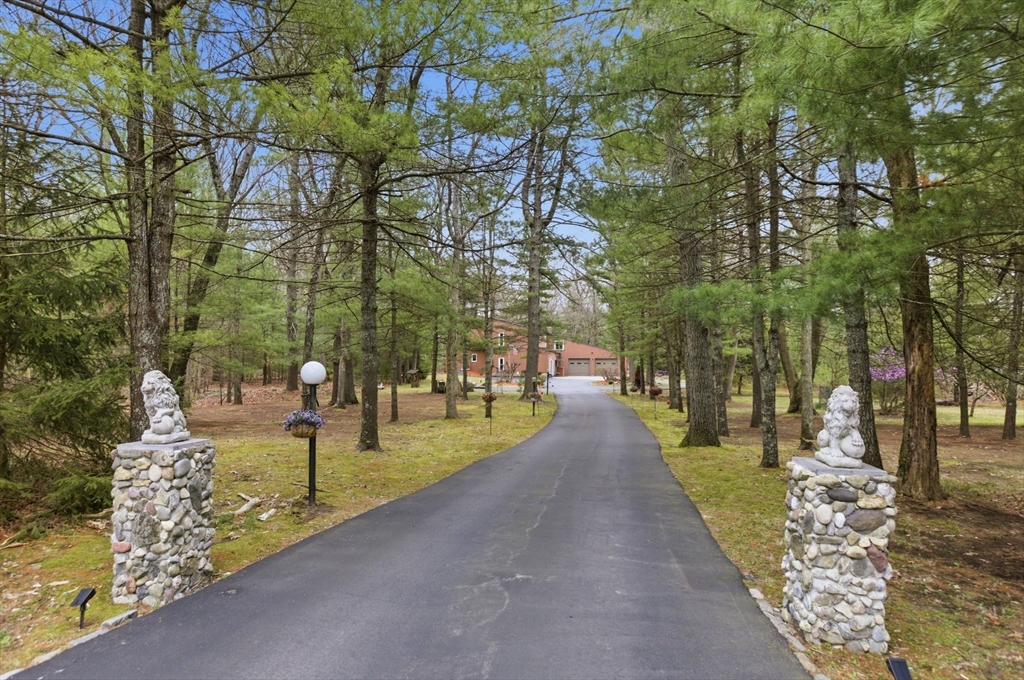 89 Walker St in Seekonk