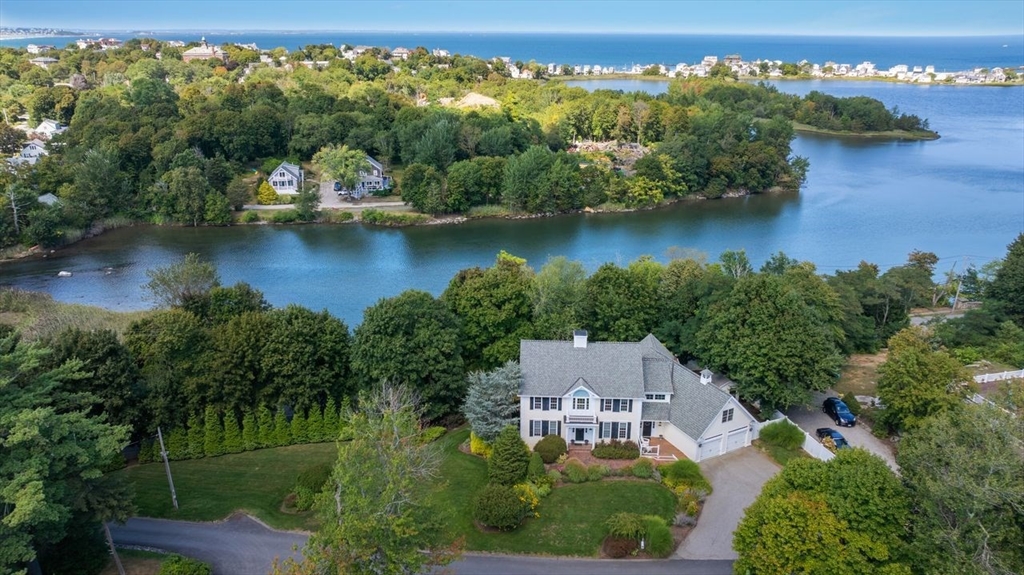 792-A Jerusalem Rd in Cohasset