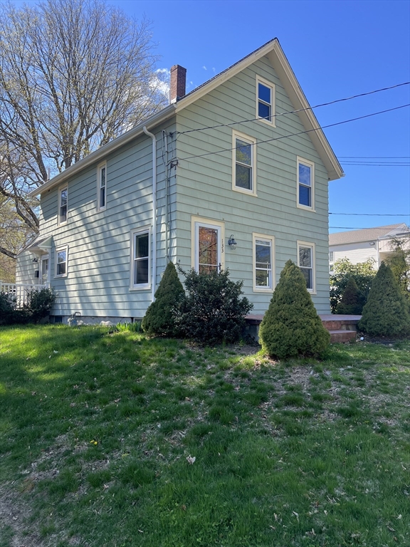133 Pond St in Sharon