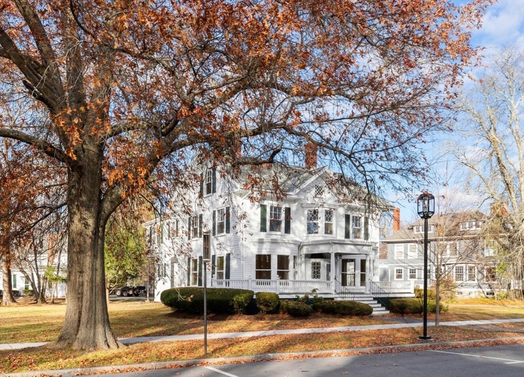 1949 Massachusetts Ave in Lexington