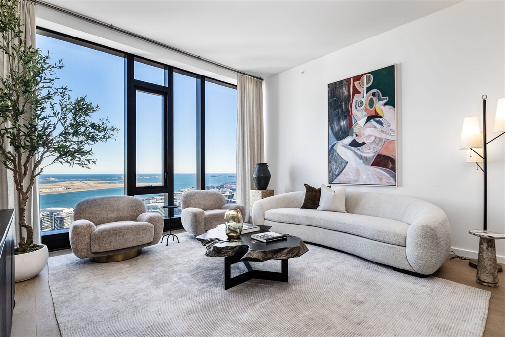682 Atlantic Ave #40L in Boston
