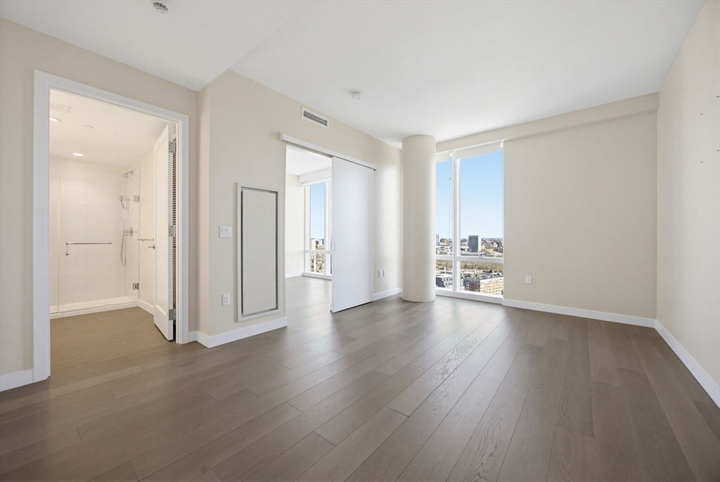 188 Brookline Ave #19D in Boston