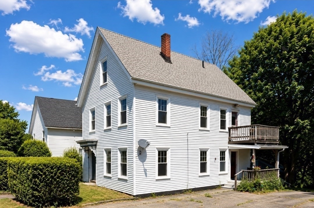 65 Wayland St in Brockton
