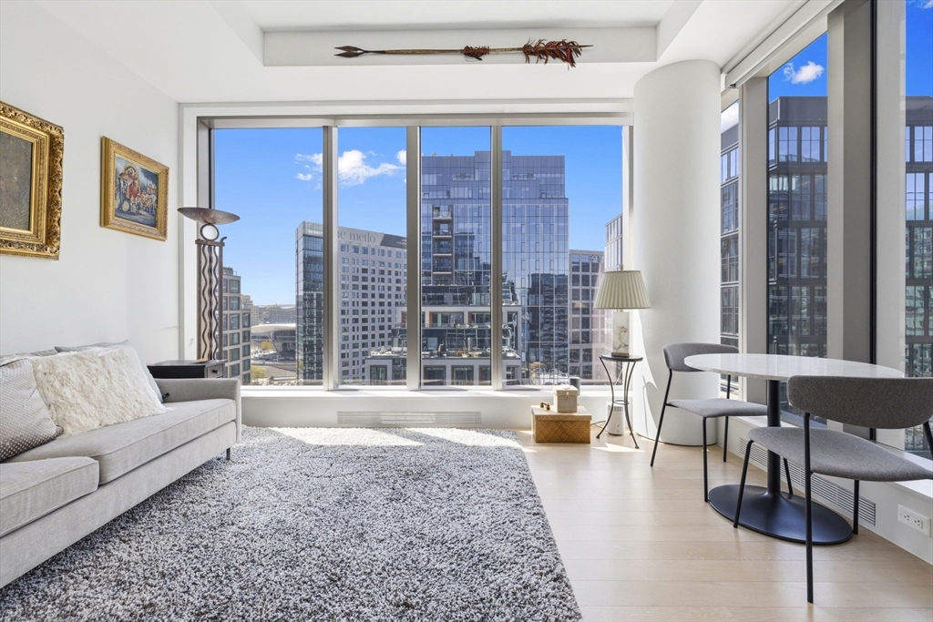 133 Seaport Blvd #1805 in Boston