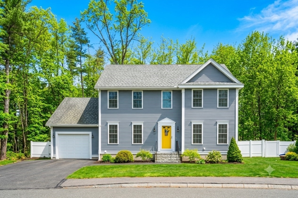 17 Mason Ln in Salisbury