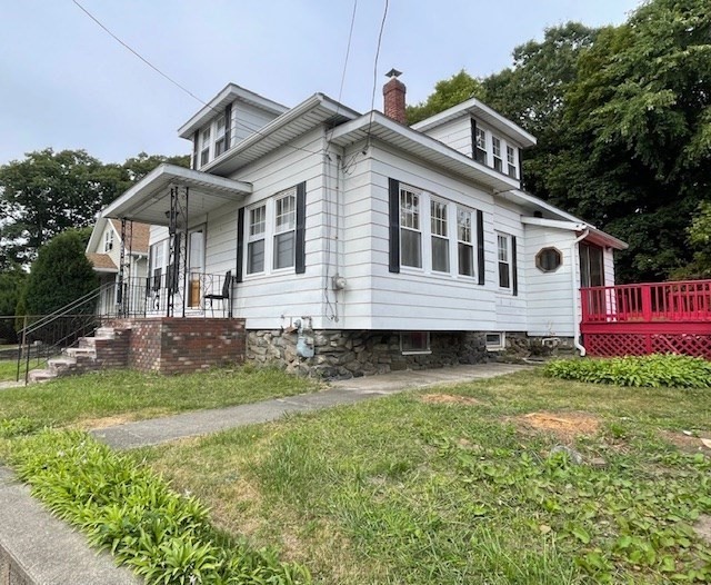 259 Massasoit Rd in Worcester