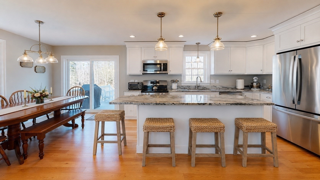 287 Wareham in Middleboro