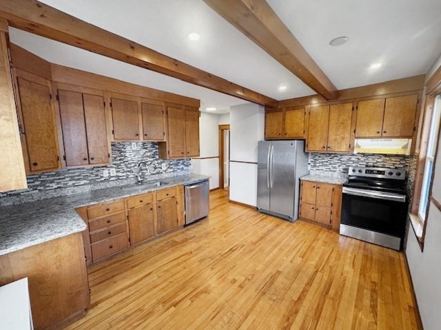 80 Delmont Ave in Worcester