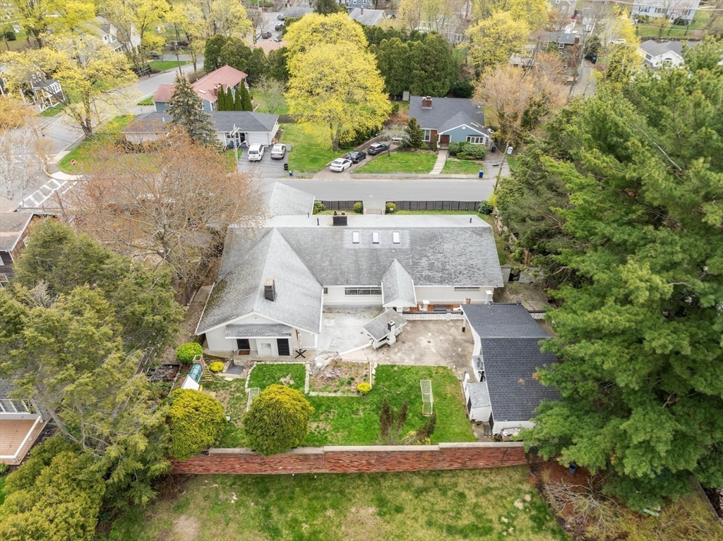 82 Cornell Rd in Marblehead