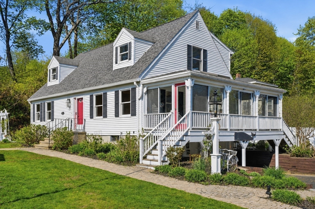 67 Wituwamat Rd in North Weymouth