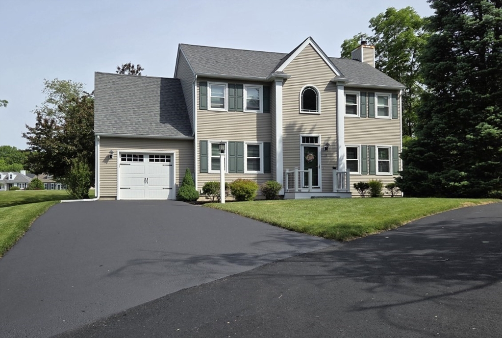 15 Beechwood Dr in Haverhill