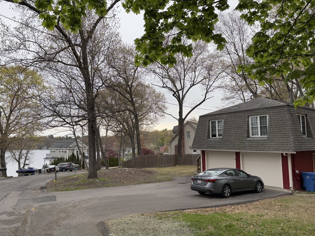 18 A St in Wrentham