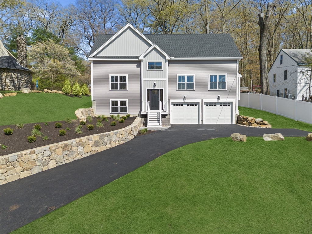 301 Maple in Shrewsbury