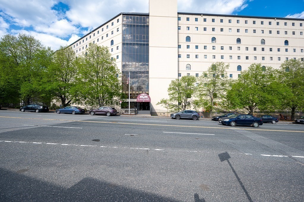 65 Lake Avenue #508 in Worcester