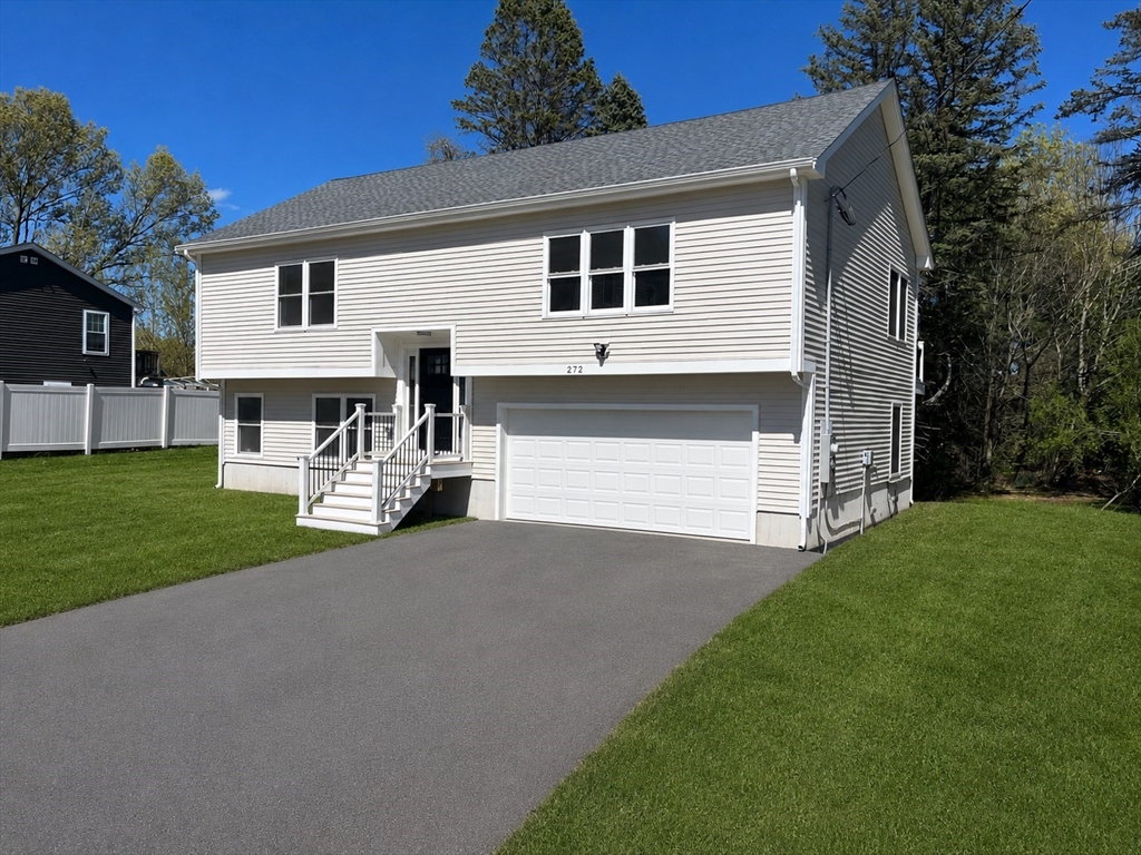 272 S Main St in Hopedale