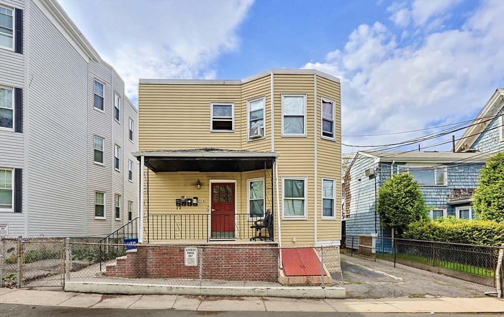 15 Kenneson Rd in Somerville