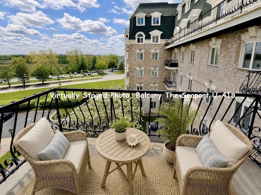100 Marina Dr #418 in Quincy