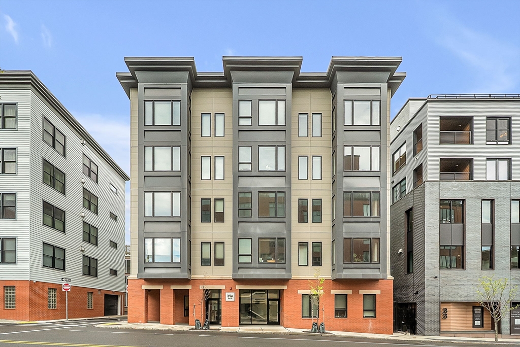 39 A #12 in Boston