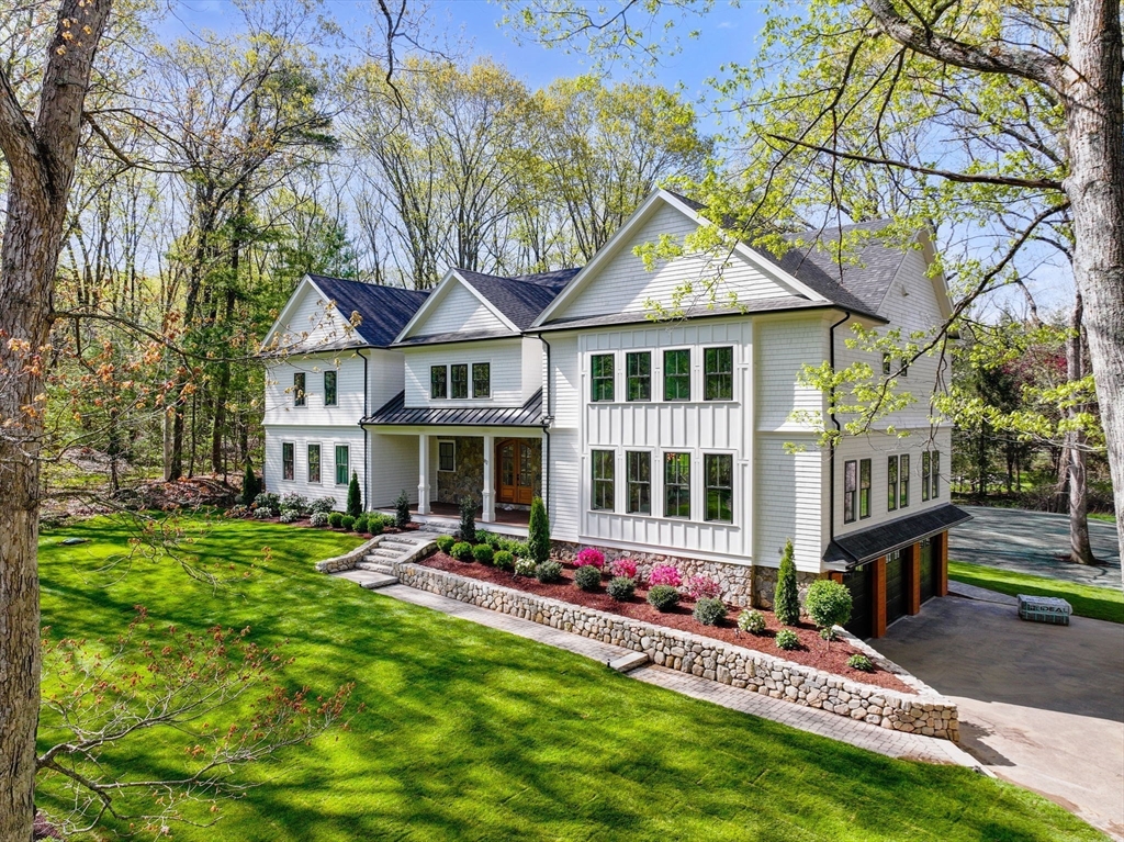 82 Deer Path Ln in Weston
