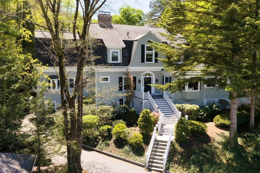 68 Dudley Street in Brookline
