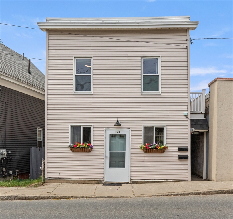141 Prospect St in Gloucester