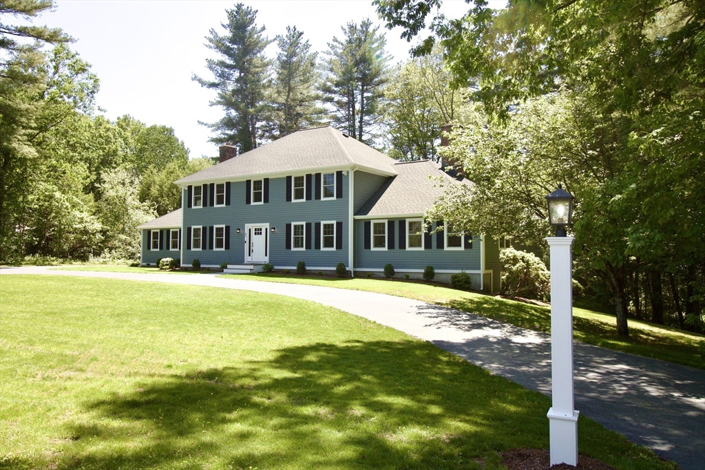 65 Fox Run Rd in Sudbury