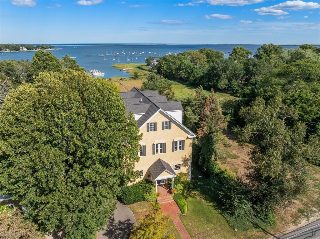 535 Washington Street in Duxbury
