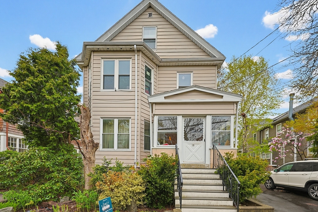 30 Cushing St #B in Cambridge