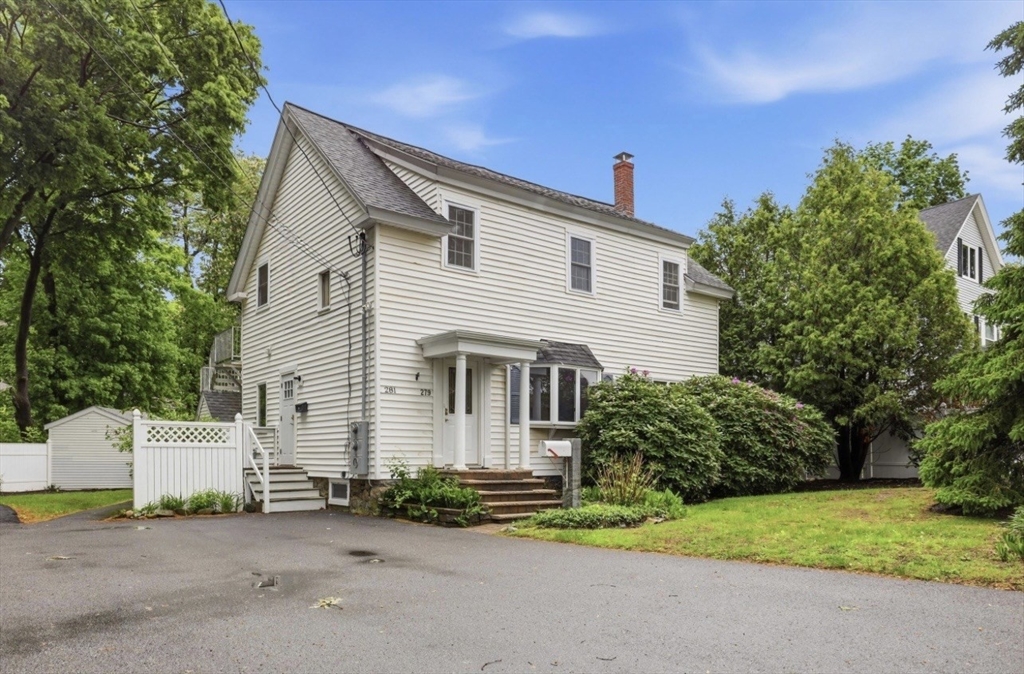 279 Osgood Street in North Andover