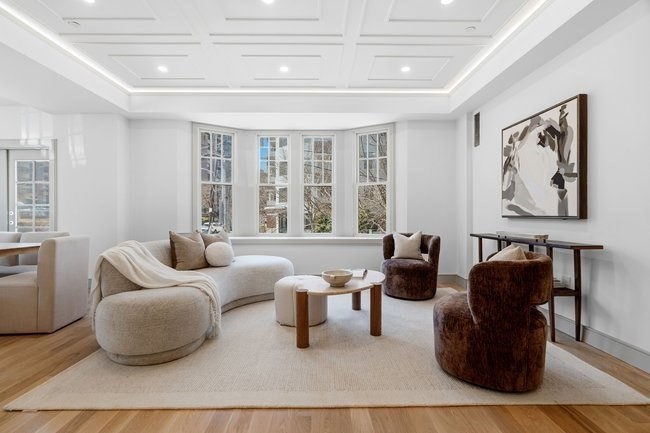 92 Sewall Ave #2C in Brookline