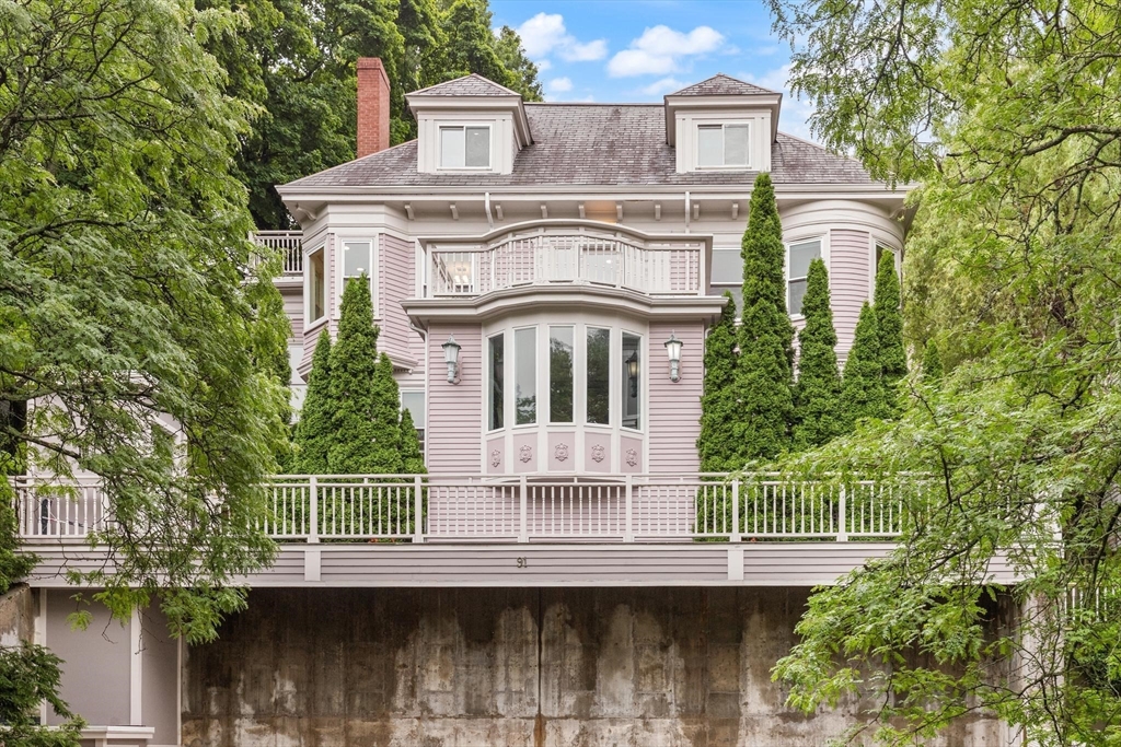 91 University Rd #2 in Brookline