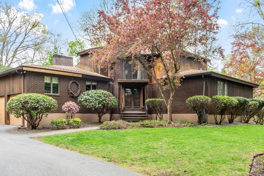 99 BEAVER ROAD in Reading