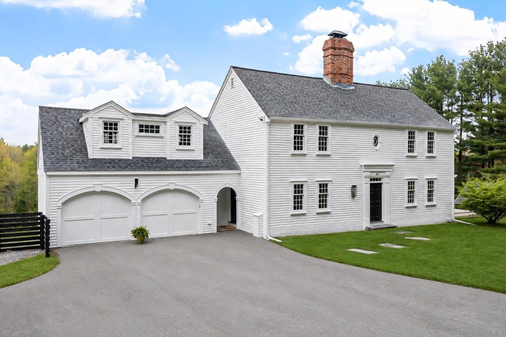 41 Pinnacle Rd in Harvard