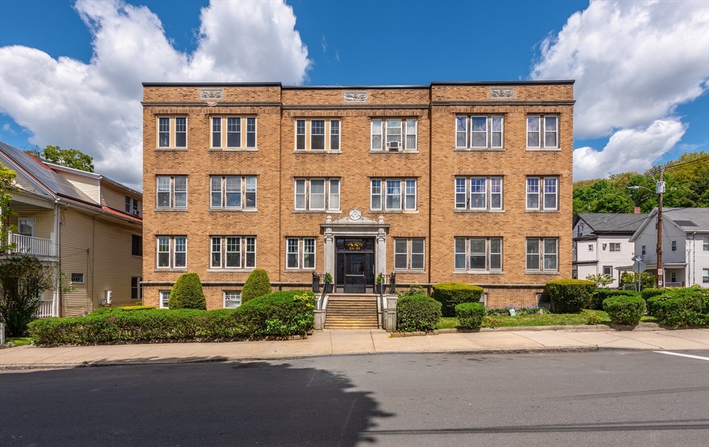 86 Tudor Street #1 in Chelsea
