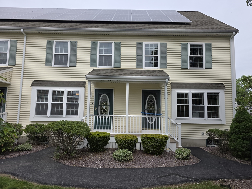 956 Warren Ave #4 in Brockton