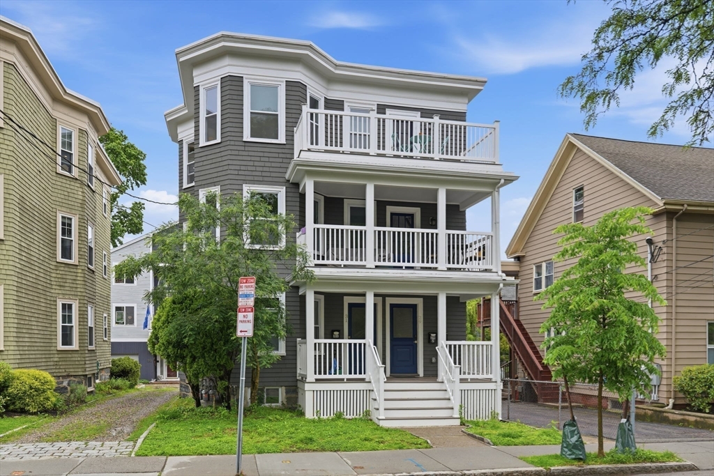 29-31 Cushing St #3 in Cambridge