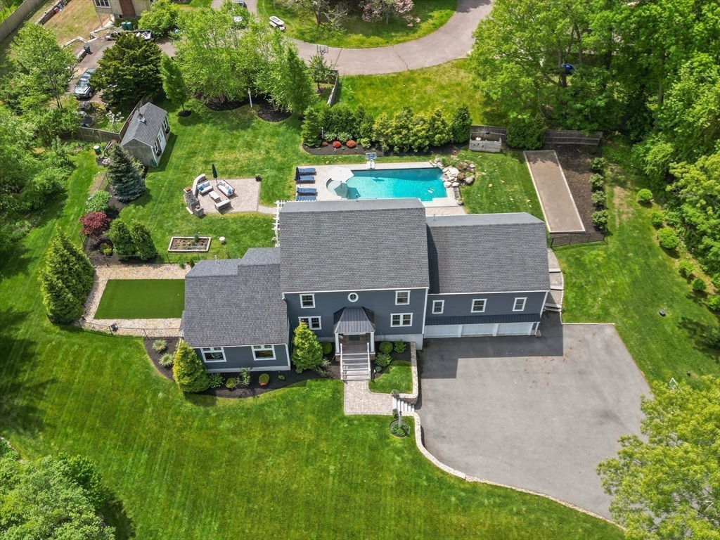 57 Candlewood Dr in Topsfield