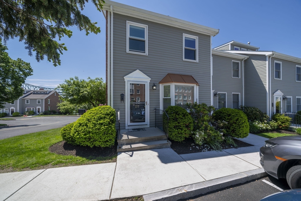 26 Breakwater Dr #26 in Chelsea