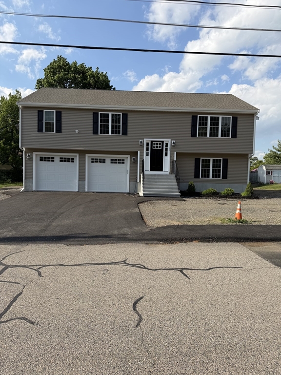 47 Mount Pleasant Ave in Holbrook