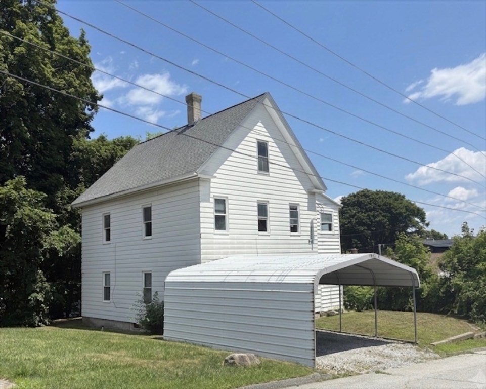 5 Anna St in Worcester