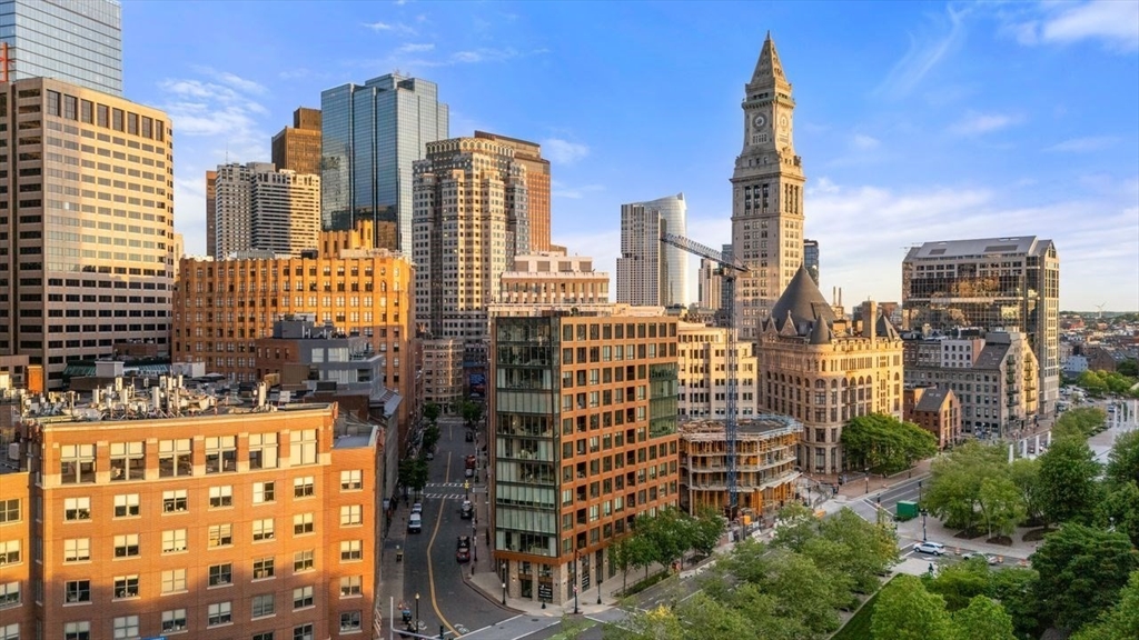 110 Broad St #303 in Boston