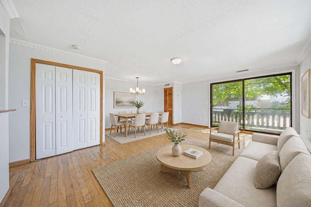 286 Fenno St #1 in Revere