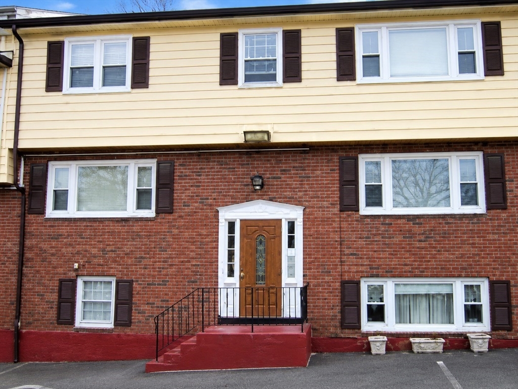 19 Glen St #1 in Dorchester