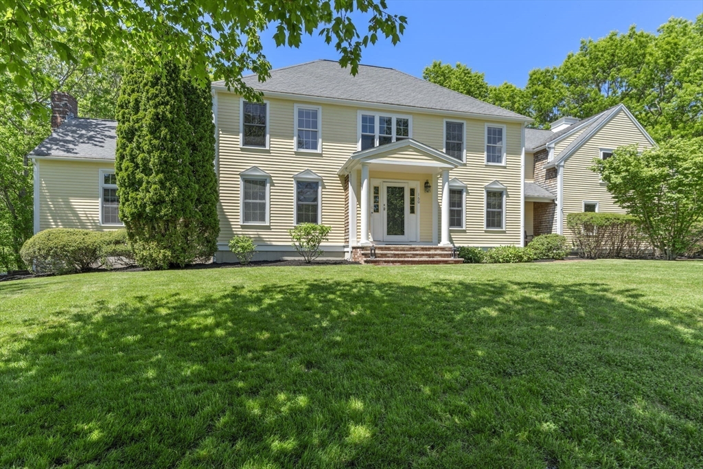 160 Quail Run in Marshfield