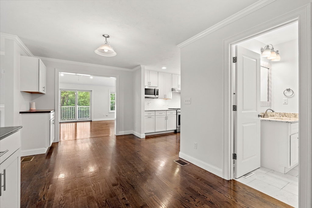 24 Bartlett Ave #24 in Chelmsford