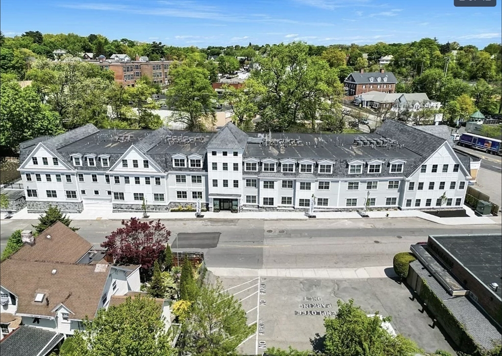 425 Lagrange St #210 in West Roxbury