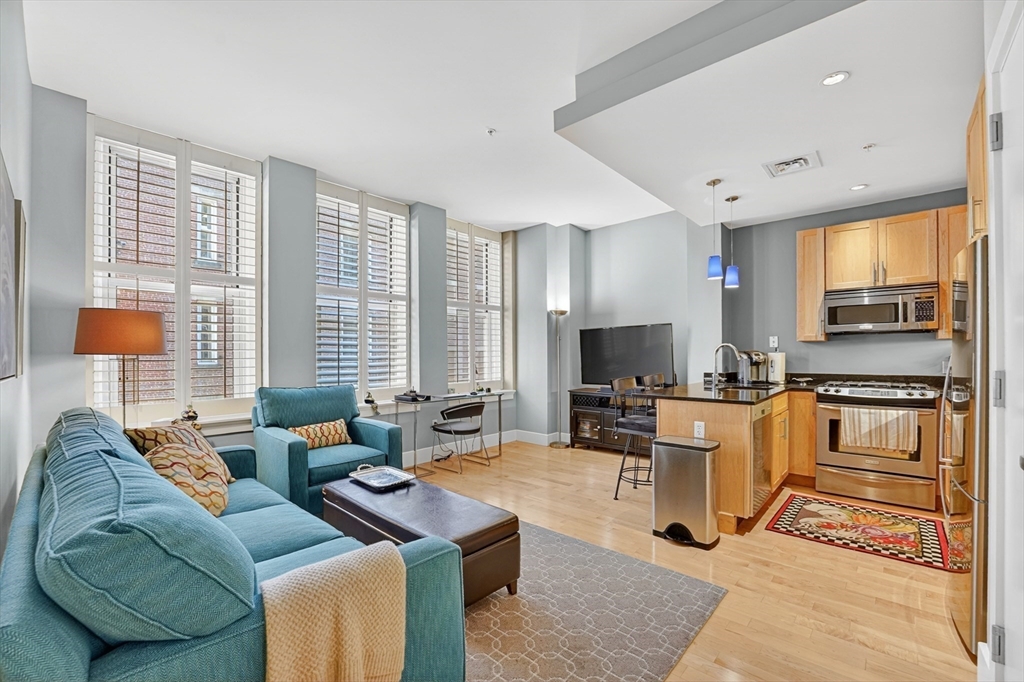 70 Lincoln Street #L414 in Boston