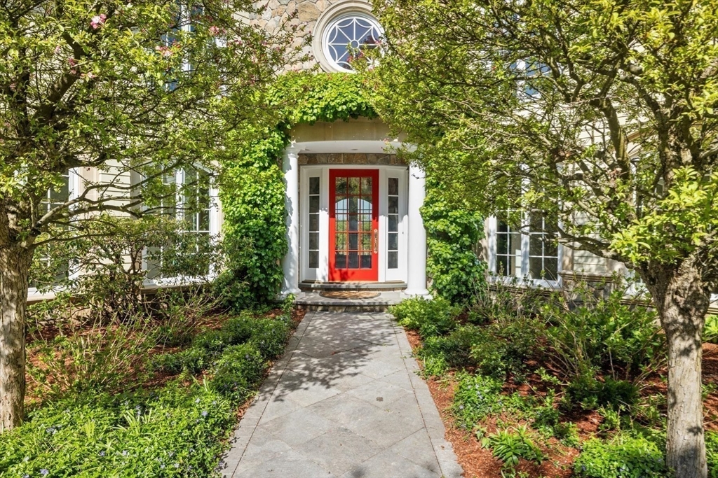 10 Andrea Dr in Hopkinton