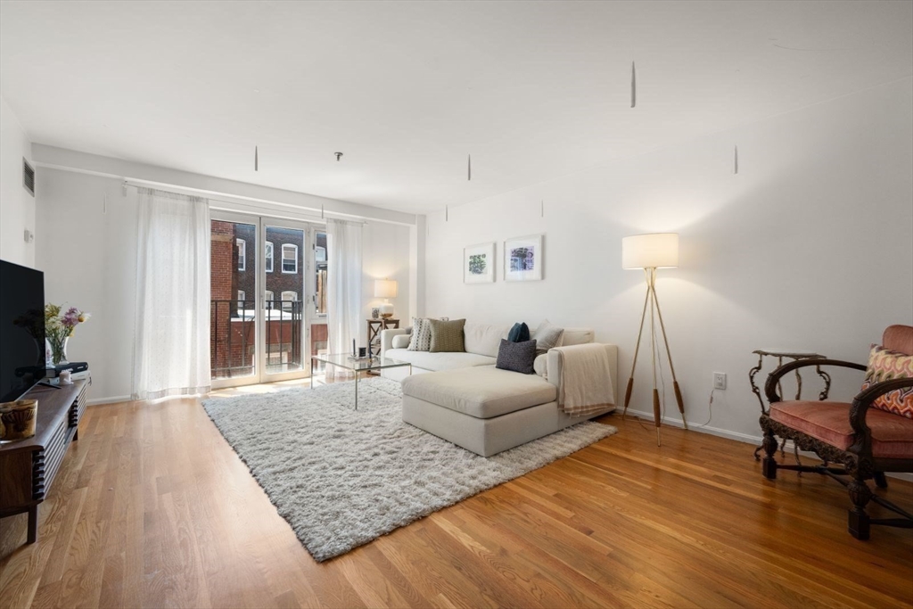 350 North Street #403 in Boston