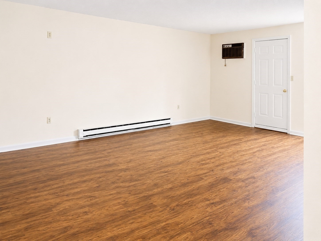 10 Rutledge St #1B in Worcester